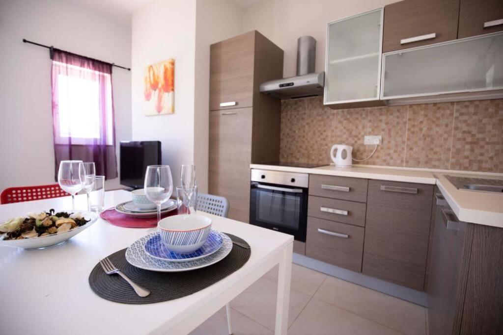 Metrostays Apartament スリーマ エクステリア 写真
