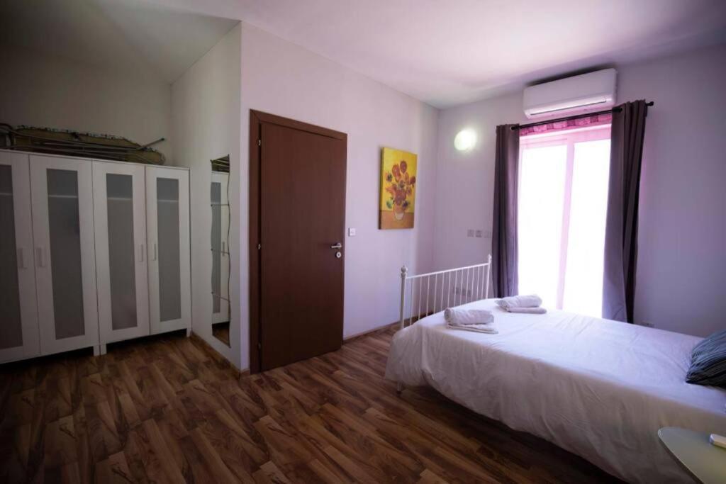 Metrostays Apartament スリーマ エクステリア 写真